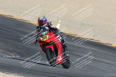 media/Nov-15-2024-CVMA Friday Practice (Fri) [[b142d29251]]/4-Group 4 and Trackday/Session 2 (Turn 10)/